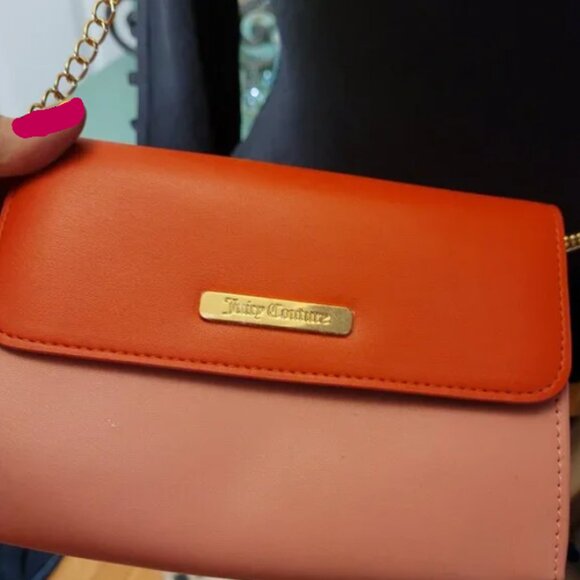 🎉NWT🎉 Juicy Couture Mini Clutch /Shoulder Bag with Gold Chain - Picture 2 of 10